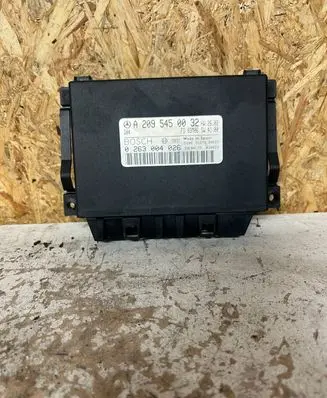 Mercedes-Benz S W220 Parking PDC control unit/module A2095450032 39E00175 0263004026