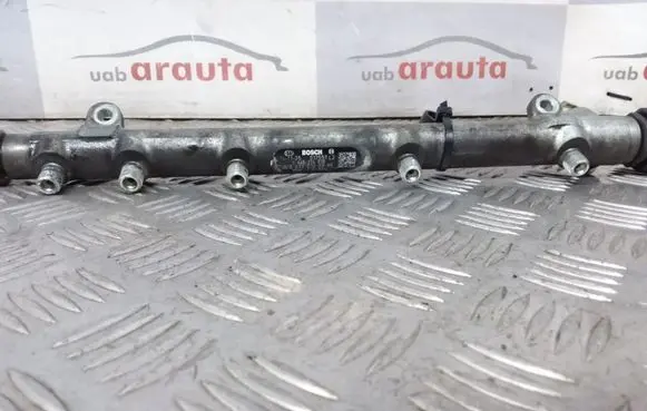 Mercedes-Benz Vito Viano W639 Fuel main line pipe A6110700395 0445214038