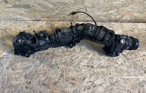 BMW X1 F48 F49 Intake manifold 1125500 8513653