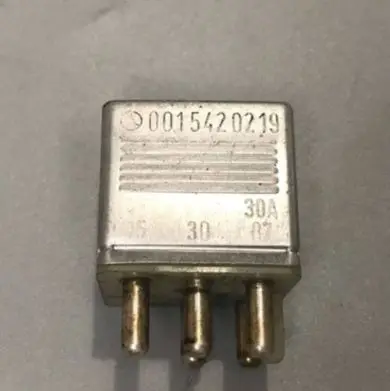 Mercedes-Benz E W124 Other relay 0015420219