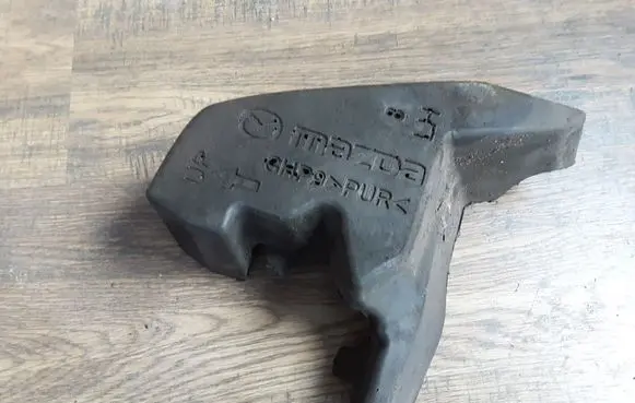 Mazda 6 Fender end trim 