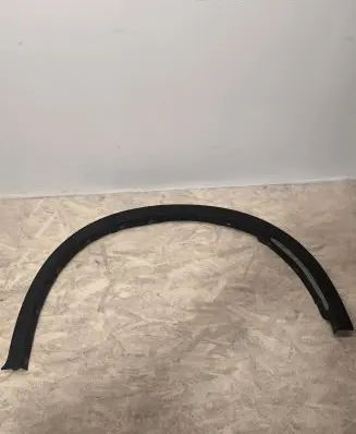BMW X6 F16 Fender trim (molding) 51777319844 7319844