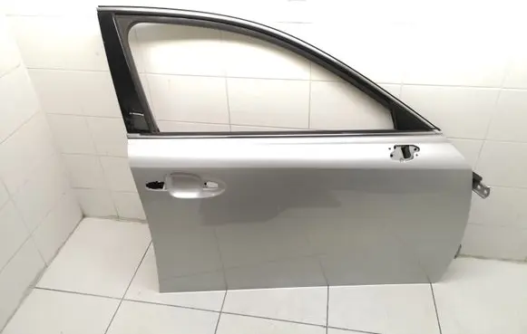 Lexus IS 220D-250-350 Front door