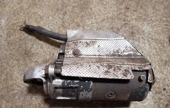 BMW 7 E38 Starter motor 0001218135