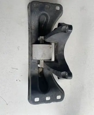 Mercedes-Benz E W213 Gearbox mount A2052405300