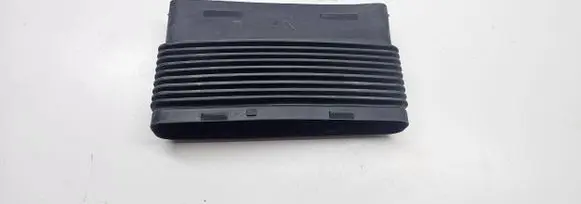 Audi Q7 4M Air intake duct part B10309