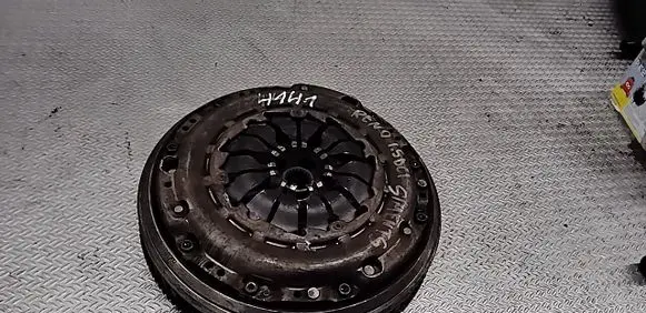 Nissan Qashqai Clutch set kit 8200495249 8200450217