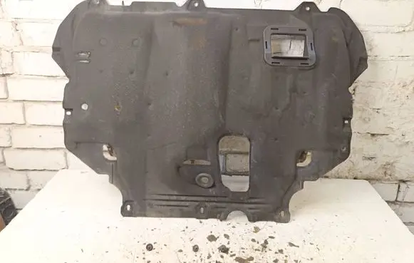 Ford Transit - Tourneo Connect Engine splash shield/under tray