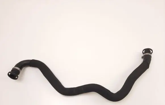 Audi RS6 C6 Engine coolant pipe/hose 