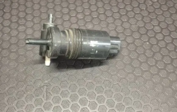 Dodge Nitro Windscreen/windshield washer pump 05152075AC