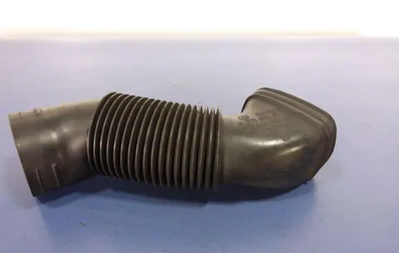Mercedes-Benz CL C216 Intake resonator A2750900782