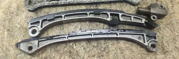 Lexus IS 220D-250-350 Slide rail for timing chain 07091313