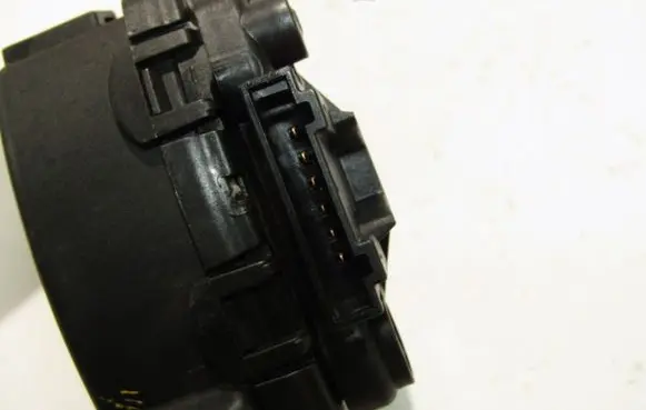 Accelerator throttle pedal