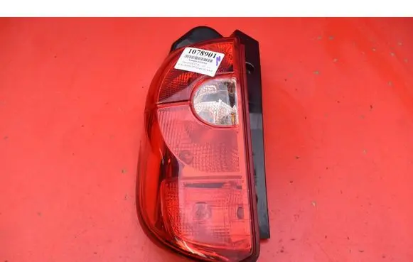 Mitsubishi Colt Rear/tail lights 8330A479