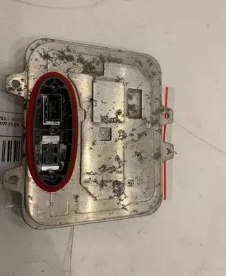 Opel Astra J Voltage converter/converter module 5DV009720