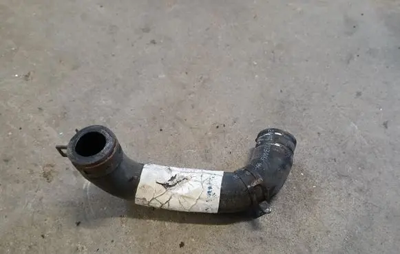 Ford Focus Breather hose/pipe 