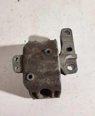 Volkswagen Golf IV Engine mount bracket 1J0199262BF