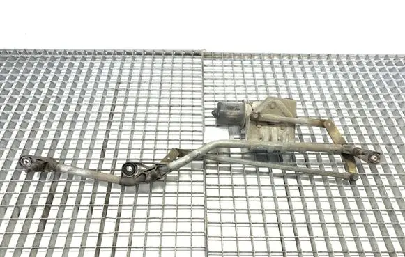 Front wiper linkage and motor