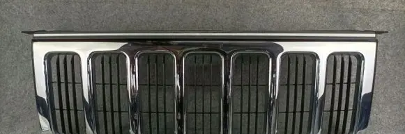 Jeep Commander Front grill
