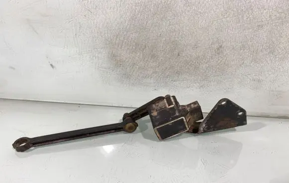 Volkswagen PASSAT B5.5 Front height sensor lever 3b0941291