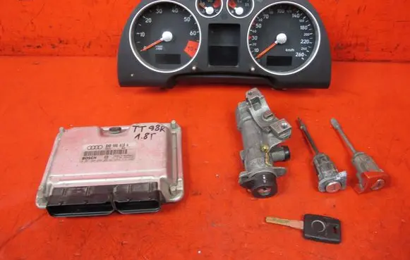 Audi TT Mk1 Engine ECU kit and lock set 8N0906018A 8N1919860C