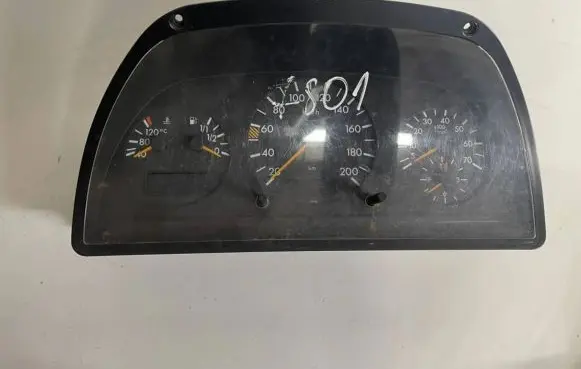 Mercedes-Benz Vito Viano W638 Speedometer (instrument cluster) 0005429601 110008850