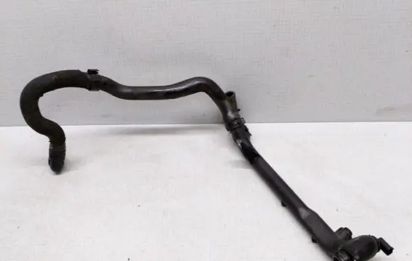 Mercedes-Benz C W203 Engine coolant pipe/hose A2712001152