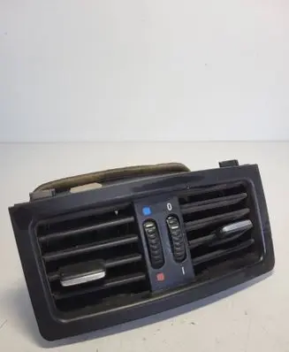 BMW 3 F30 F35 F31 Rear air vent grill 7129556