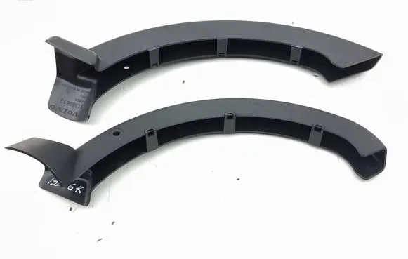 Volvo S90, V90 Tailgate trim 31389609 31389610