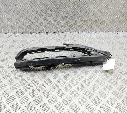 Audi Q7 4M Intercooler air guide/duct channel 4M0807157D