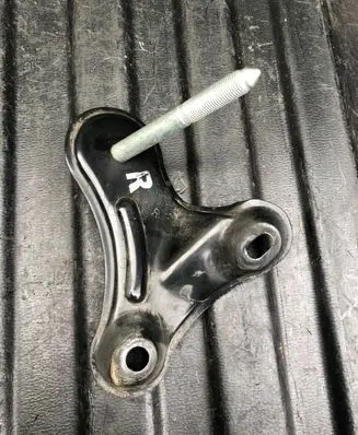 Hyundai i30 Nuts/bolts 7925415467