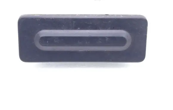 Opel Mokka B Tailgate opening switch 9820395580