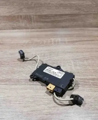 Audi A6 S6 C5 4B Alarm control unit/module 4b0951178a