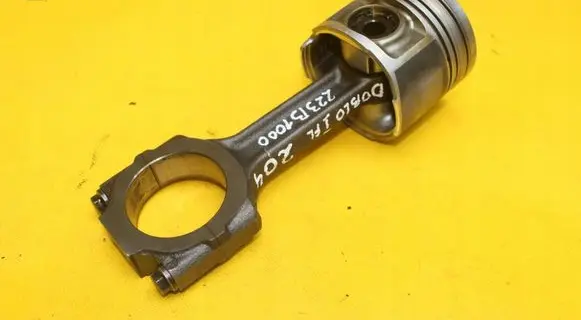 Fiat Doblo Piston with connecting rod