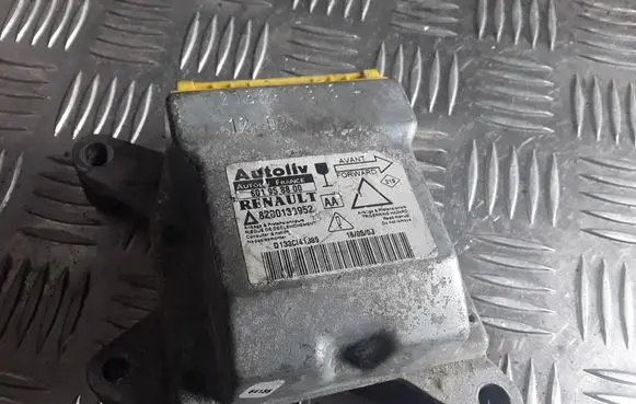 Renault Laguna II Airbag control unit/module 601958800 8200138952