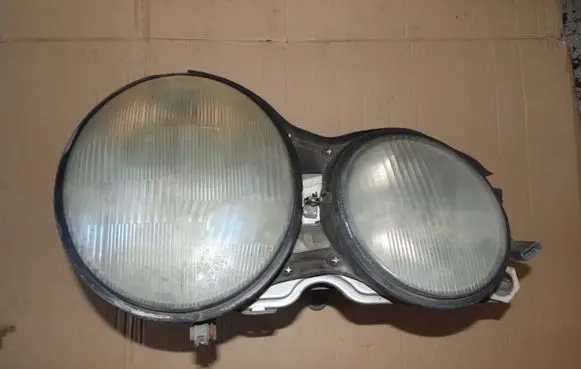 Mercedes-Benz E W210 Headlight/headlamp