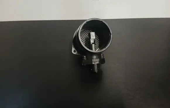Volvo V70 Mass air flow meter 0280218088 31342362