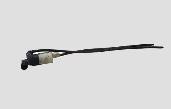 Citroen C4 I Windscreen/windshield washer pump 9641553880 9641553980 8200067015
