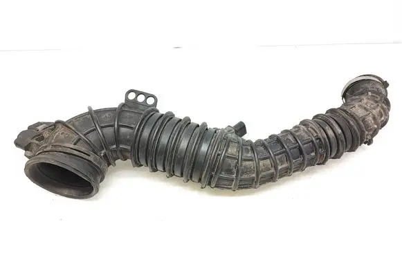 Volkswagen Transporter - Caravelle T5 Turbo air intake inlet pipe/hose 7E0129615D 0261230235 03C906051F