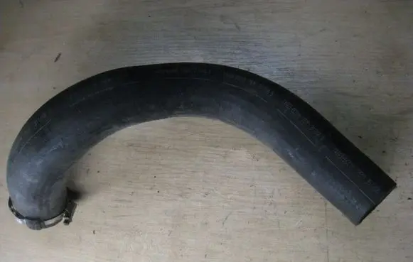 Nissan Navara D40 Intercooler hose/pipe