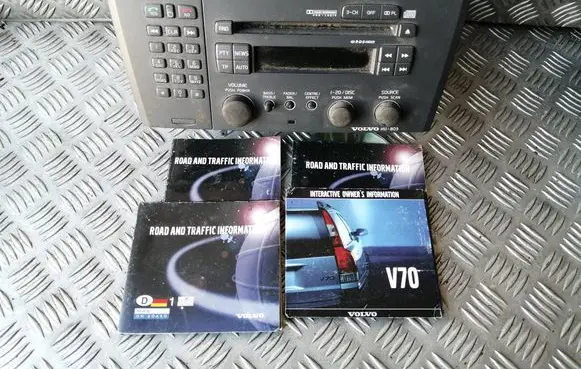 Volvo V70 Radio/CD/DVD/GPS head unit 86331751 8633978 08633816