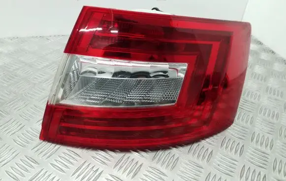 Skoda Octavia Mk3 (5E) Rear/tail lights 18477102