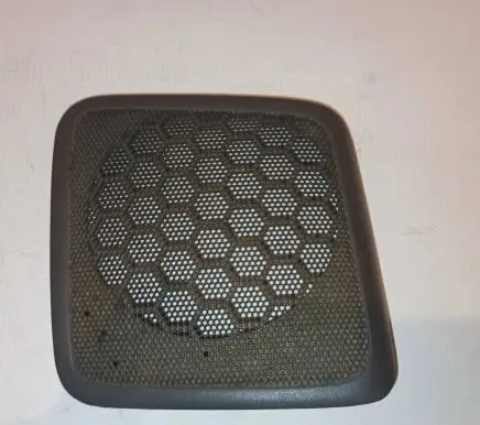 Side speaker trim/cover