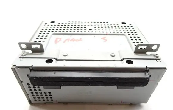 Radio/CD/DVD/GPS head unit