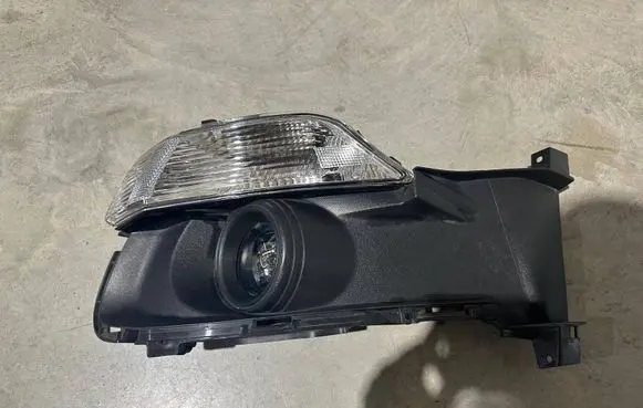 Ford Mustang VI Front fog light FR3Z17E811BA FR3Z15266B FR3Z13201A