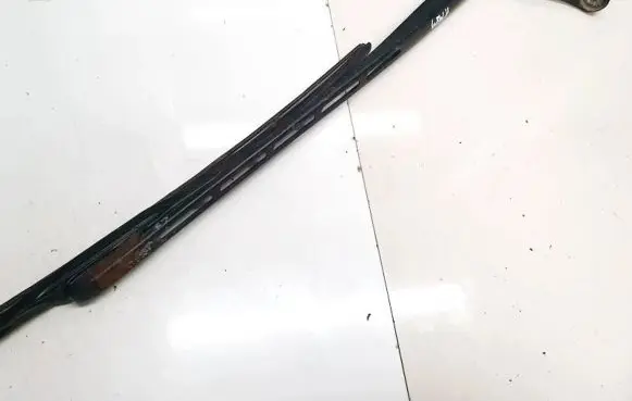 Citroen C5 Front wiper blade arm 21357