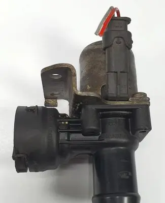 Mercedes-Benz E C207 W207 Turbo solenoid valve A2712030164