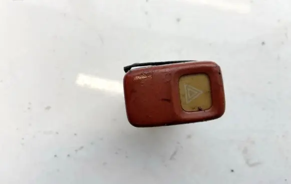 Mazda MX-6 Hazard light switch