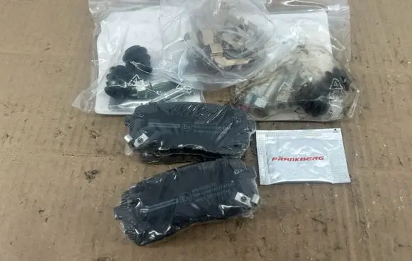 Hyundai H-1, Starex, Satellite Brake pads (front) BPD302K0FC R022421044