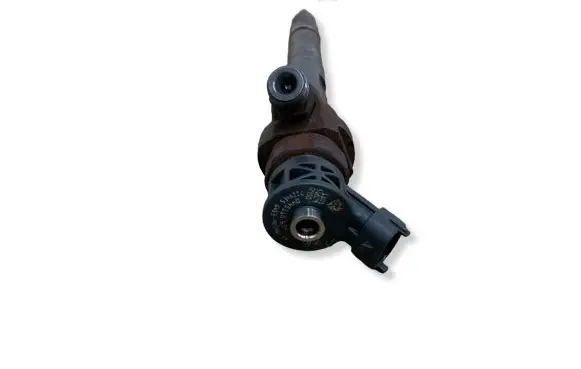 Land Rover Discovery Sport Fuel injector G4D39K546AA